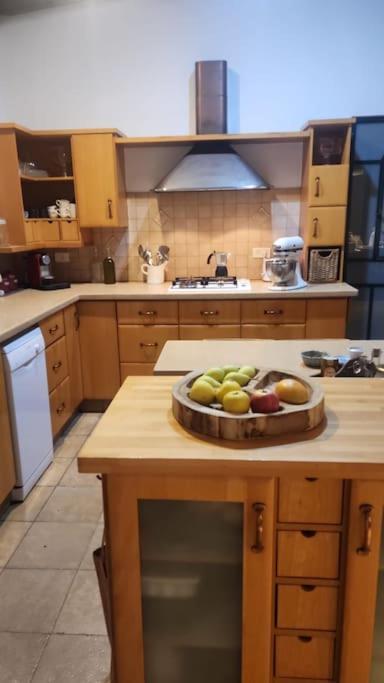 המייסדים Villa Zikhron Ya'akov Ngoại thất bức ảnh